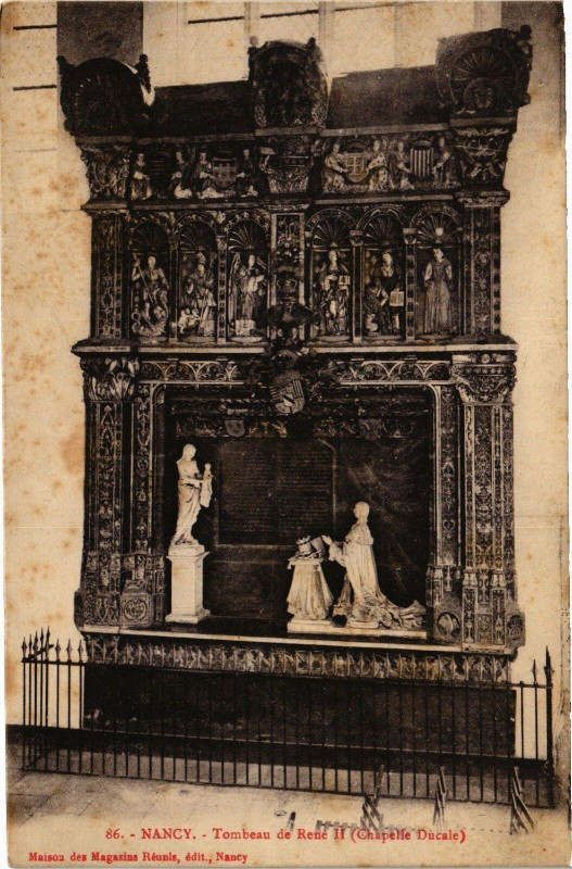 Carte postale ancienne Nancy-Tombeau de René Ii à Nancy