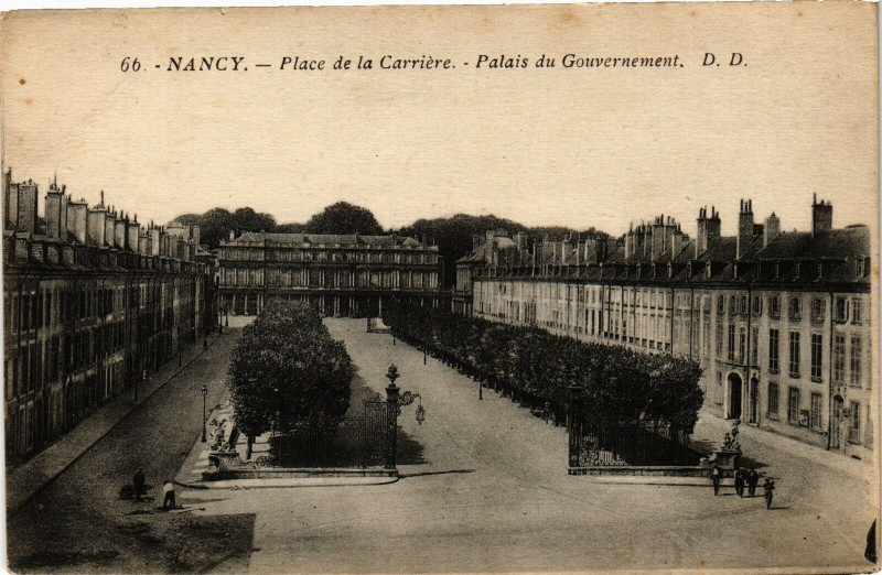 Carte postale ancienne Nancy-Place de la Carriére-Palais du Gouvernement à Nancy