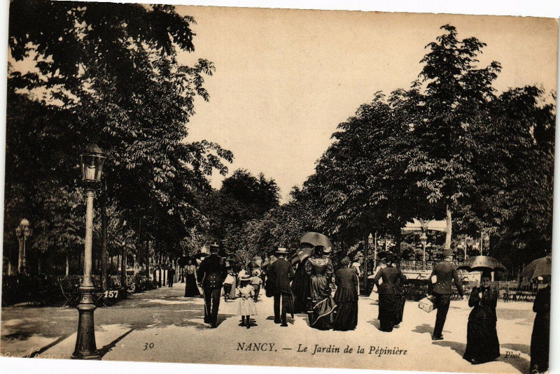 Carte postale ancienne Nancy-Le Jardin de la Pépiniére à Nancy