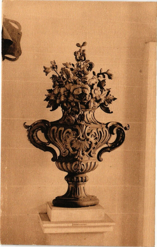 Carte postale ancienne Nancy-Vase en fer forgé par Jean Lamour à Nancy