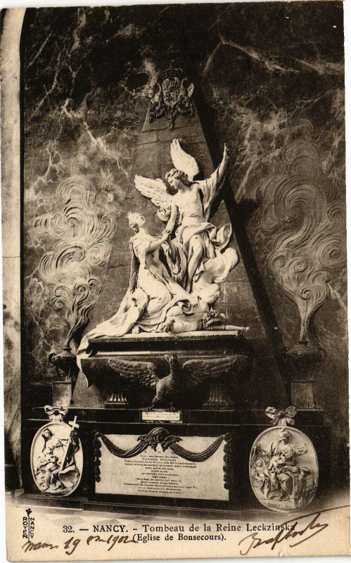 Carte postale ancienne Nancy-Tombeau de la Reine Leckzinska à Nancy
