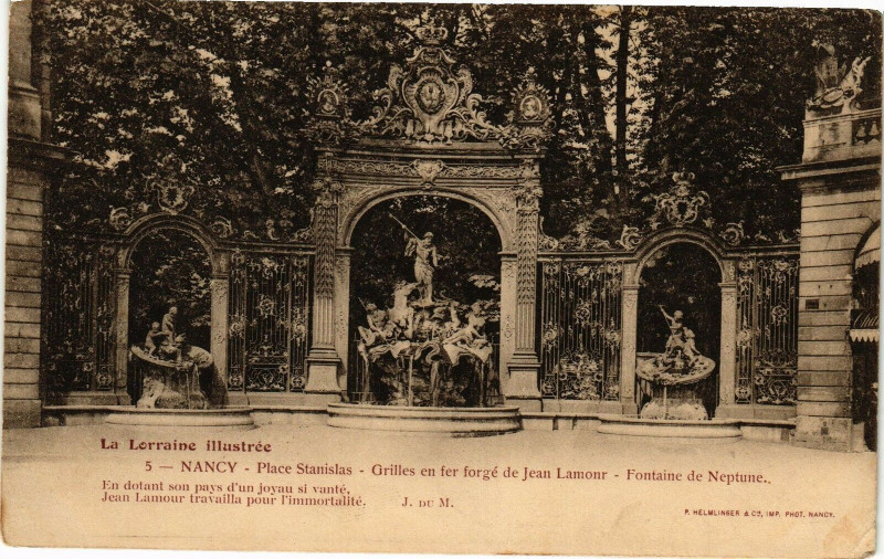 Carte postale ancienne Nancy-Place Stanislas-Grilles en fer forgé de Jean Lamour à Nancy