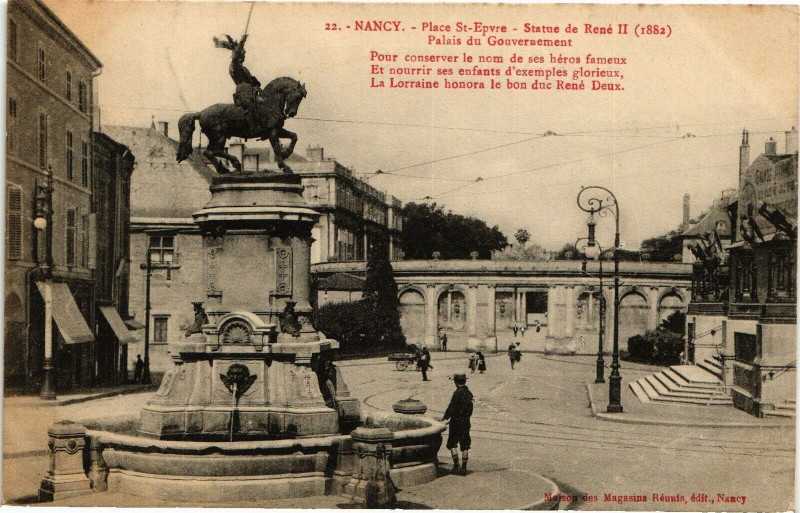 Carte postale ancienne Nancy-PlaceSaint-Epvre-Statue de René Ii à Nancy