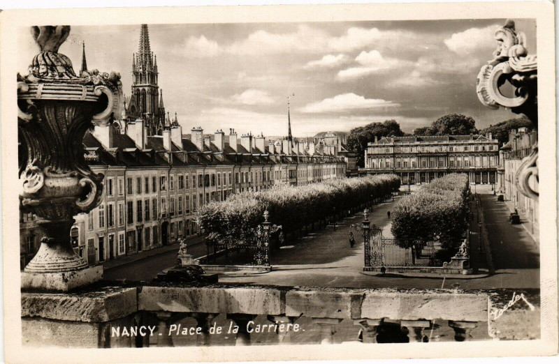 Carte postale ancienne Nancy-Place de la Carriére à Nancy