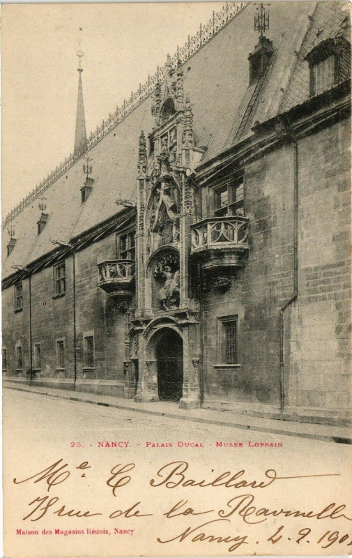 Carte postale ancienne Nancy-Palais Ducal-Musée Lorrain à Nancy