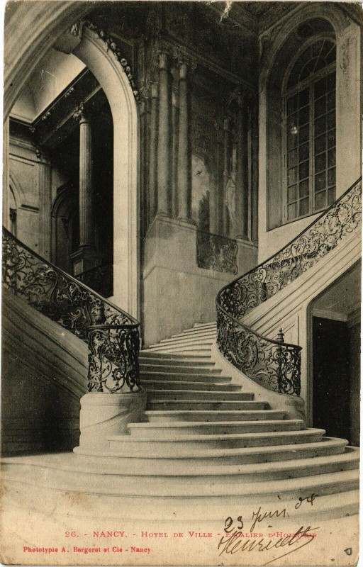 Carte postale ancienne Nancy-Hotel de Ville-Escalier d'Honneur à Nancy