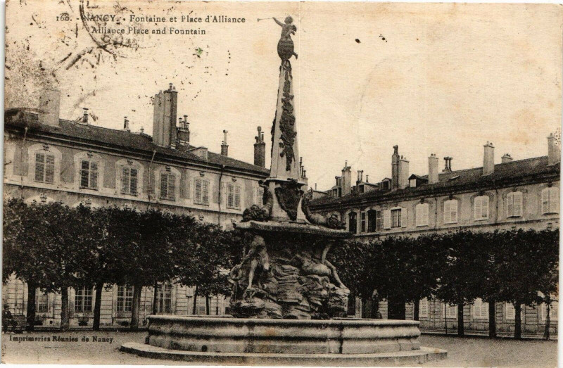 Carte postale ancienne Nancy-Fontaine et Place d'Alliance à Nancy