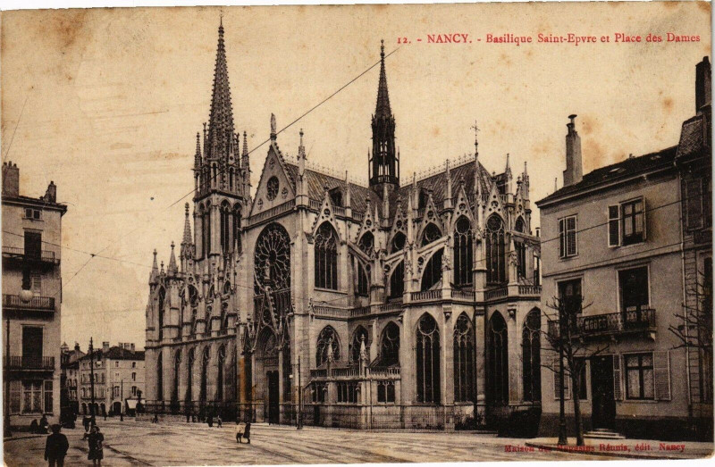 Carte postale ancienne Nancy-Basilique Saint Epvre et Place des Dames à Nancy