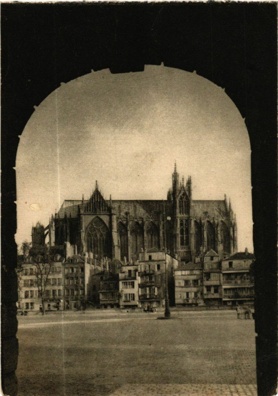 Carte postale ancienne Metz - Kathedrale à Metz