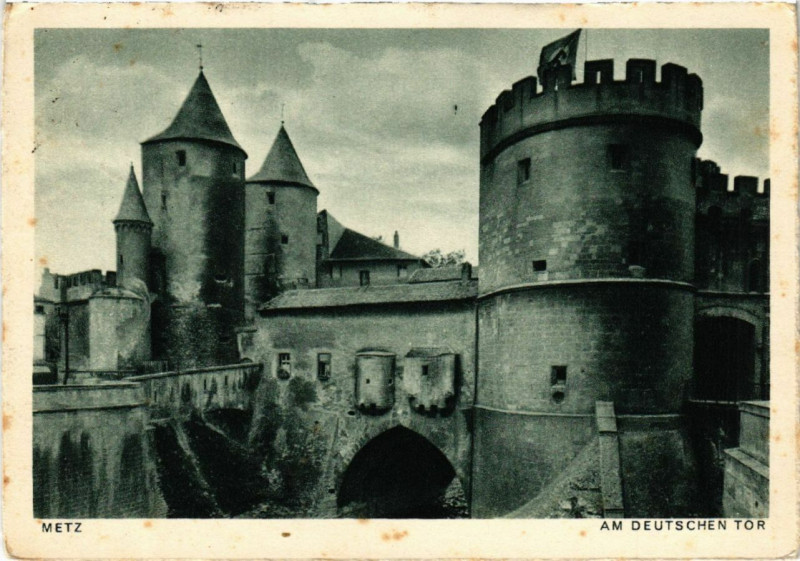 Carte postale ancienne Metz - Am Deutschen Tor à Metz