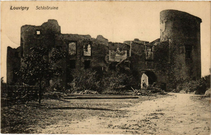 Carte postale ancienne Louvigny - Schlossruine à Louvigny