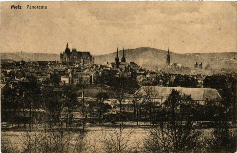 Carte postale ancienne Metz - Panorama à Metz
