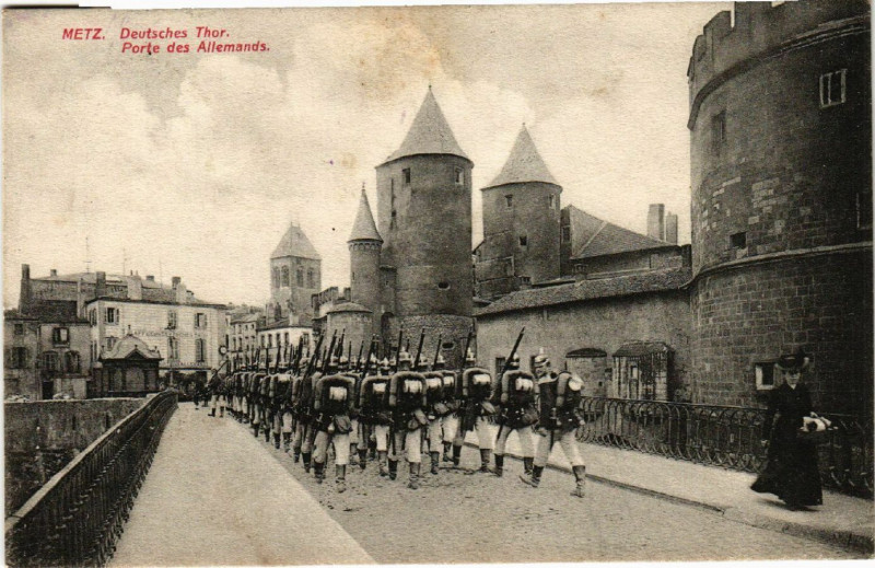 Carte postale ancienne Metz - Deutsches Thor - Porte des Allemands à Metz