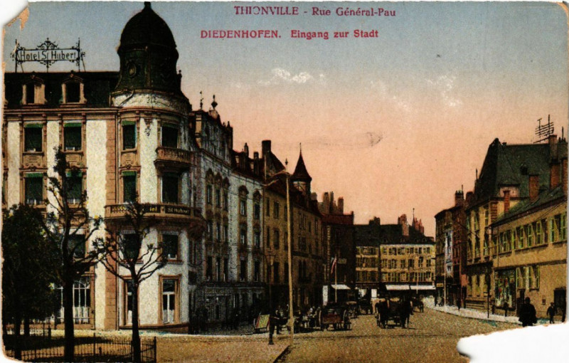 Carte postale ancienne Thionville - Rue général-Pau - Diedenhofen Eingang zur Stadt à Thionville