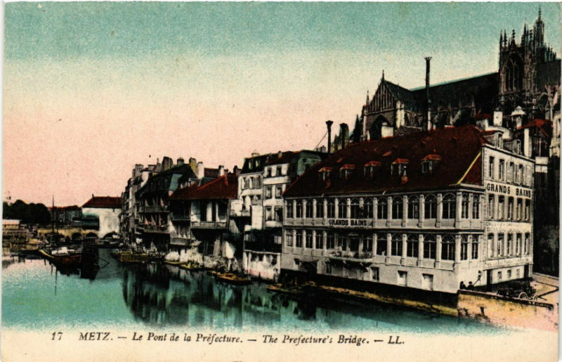 Carte postale ancienne Metz - Le Pont de la Prefecture - The Prefecture's Bridge à Metz