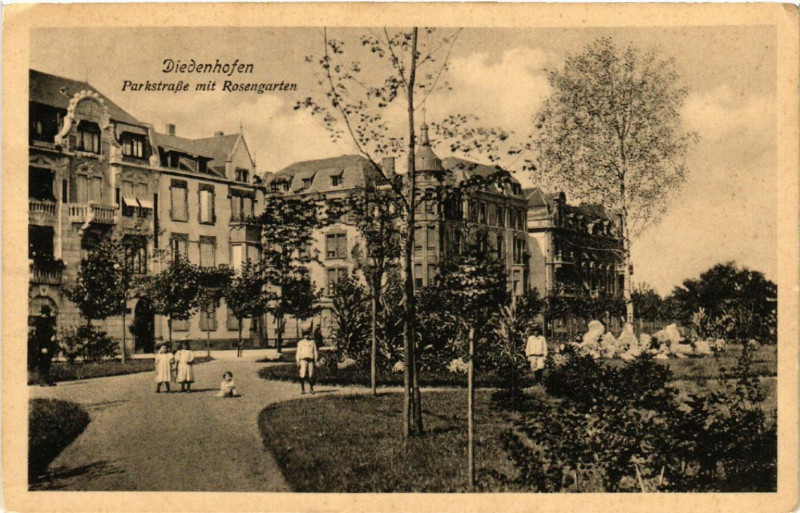 Carte postale ancienne Diedenhofen Parkstrasse mit Rosengarten