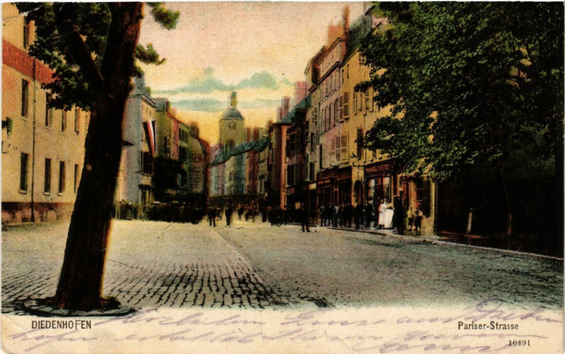 Carte postale ancienne Diedenhofen - Pariser - Strasse