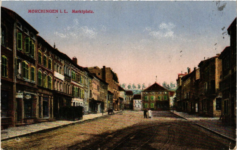 Carte postale ancienne Morchingen i. L. Marktplatz