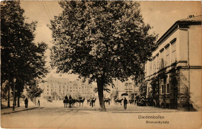 Carte postale ancienne Diedenhofen Bismarckplatz