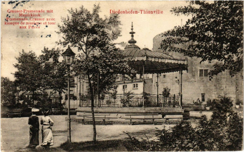 Carte postale ancienne Diedenhofen - Thionville - Crauser-Promenade mit Musikkiosk à Thionville
