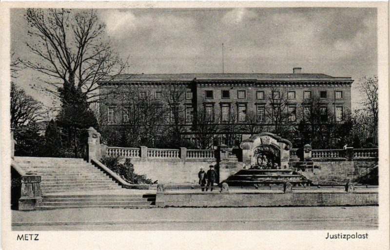Carte postale ancienne Metz - Justizpalast à Metz