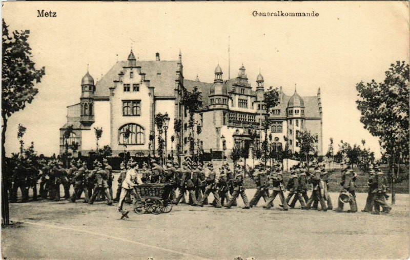 Carte postale ancienne Metz - généralkommande à Metz
