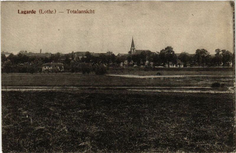 Carte postale ancienne Lagarde - Totalansicht - Vue générale à Lagarde