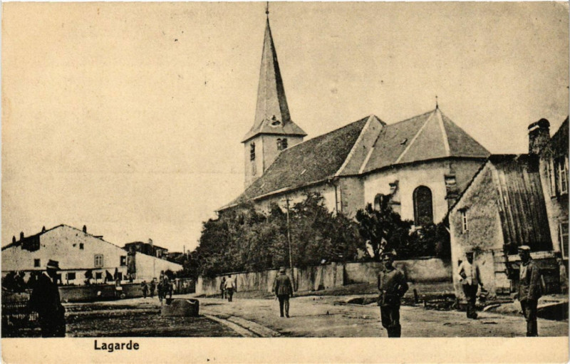Carte postale ancienne Lagarde - Scene à Lagarde