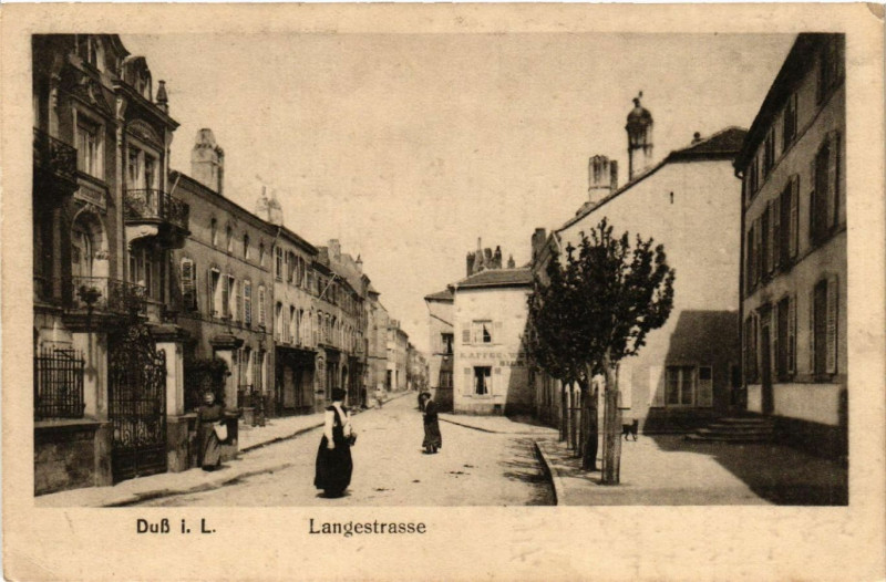 Carte postale ancienne Dieuze - Duss i. L. - Langestrasse à Dieuze