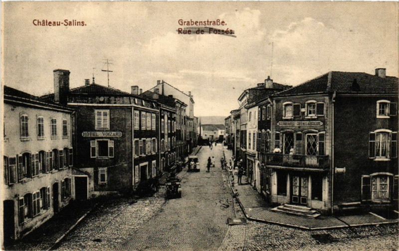Carte postale ancienne Chateau-Salins - Grabenstrasse - Rue de Fosses à Château-Salins