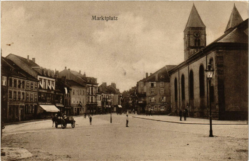 Carte postale ancienne Marktplatz