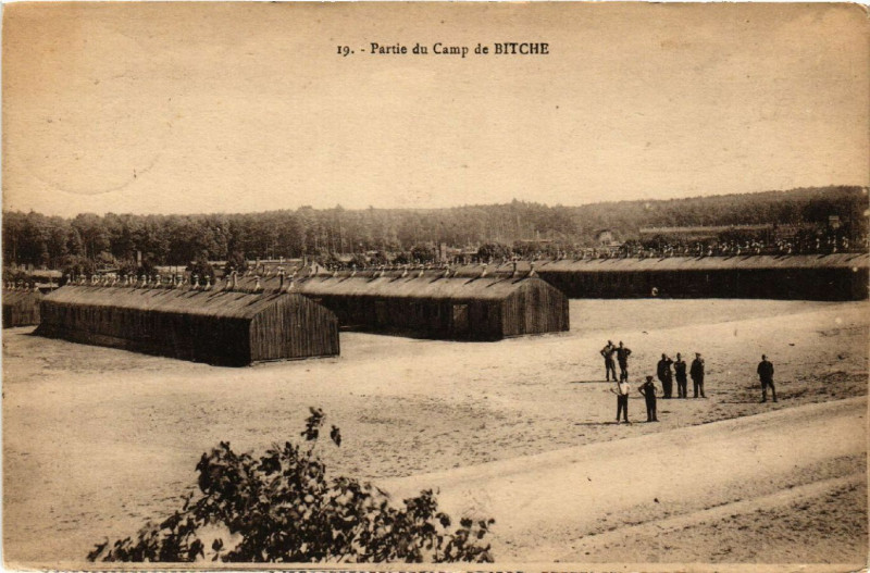 Carte postale ancienne Partie du Camp de Bitche à Bitche
