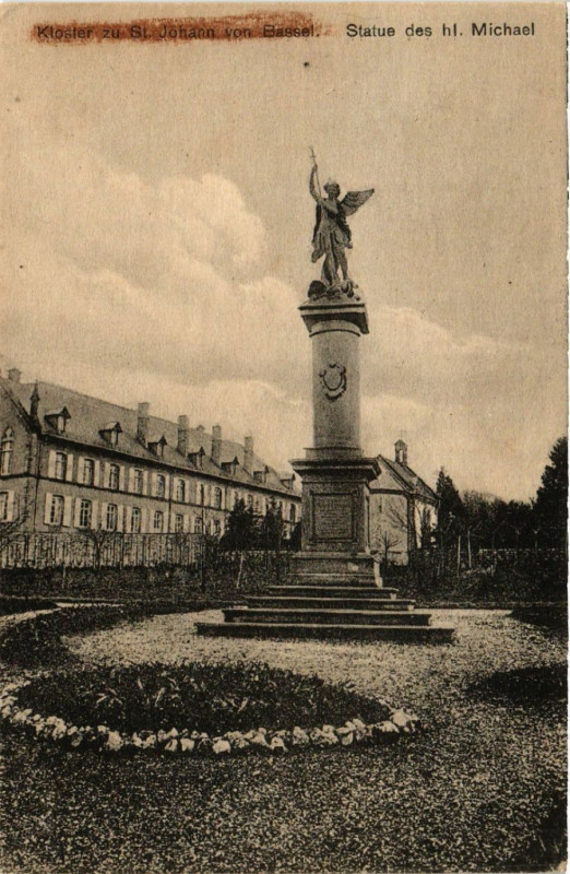 Carte postale ancienne Statue des hl. Michael