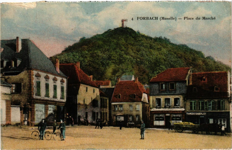 Carte postale ancienne Forbach (Moseile) - Place du Marche à Forbach