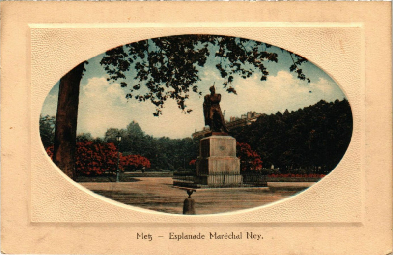 Carte postale ancienne Metz - Esplanade Marechal Ney à Metz