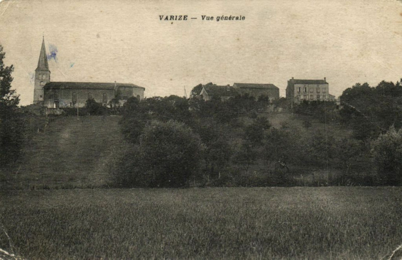 Carte postale ancienne Varize - Vue générale