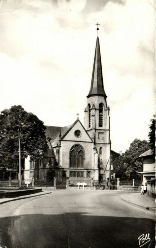 Carte postale ancienne Rombas Le Temple Protestant à Rombas