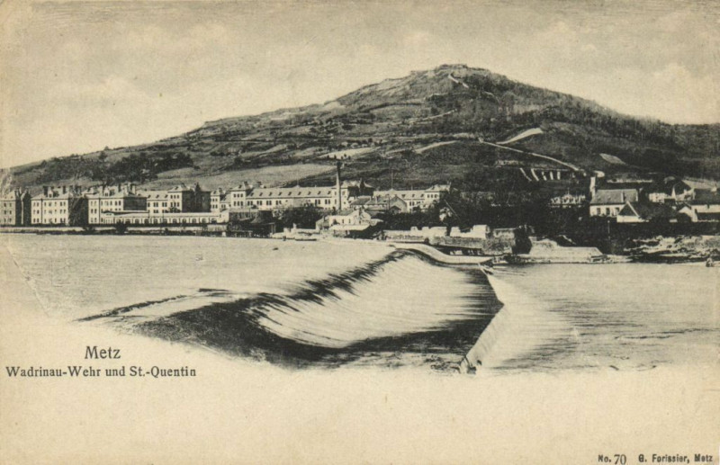 Carte postale ancienne Metz Wadrinau - Wehr und Saint-Quentin à Metz
