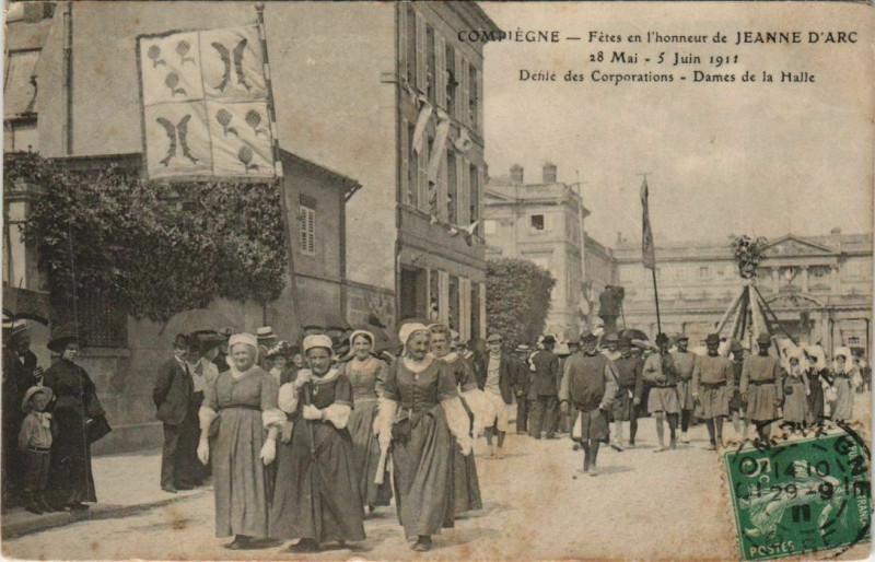 Carte postale ancienne Compiegne Fétes en I'Honneur de Jeanne D'Arc à Compiègne