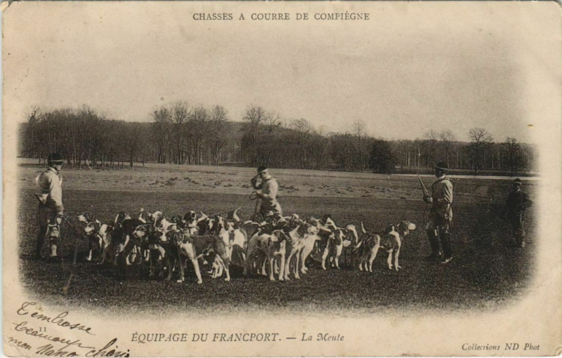 Carte postale ancienne Compiegne Equipage du Francport à Compiègne