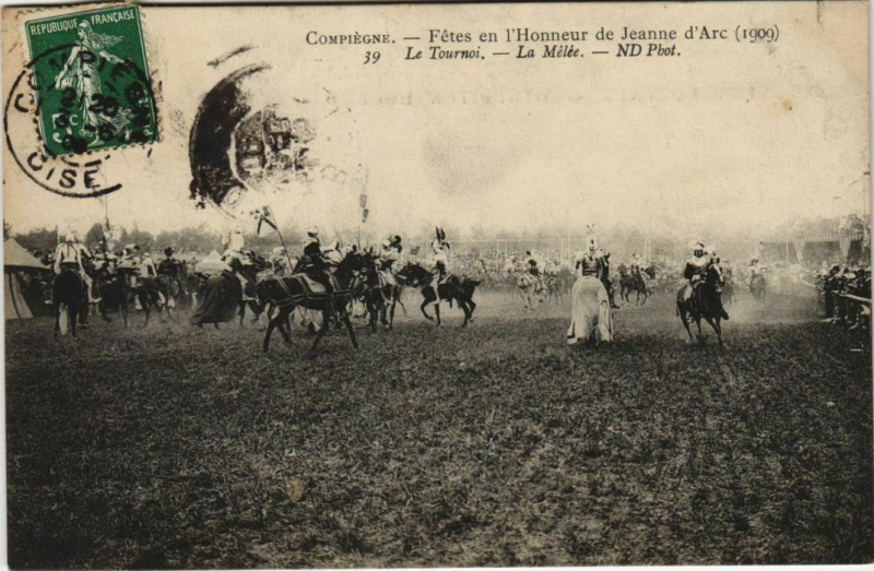 Carte postale ancienne Compiegne Fétes en I'Honneur à Compiègne