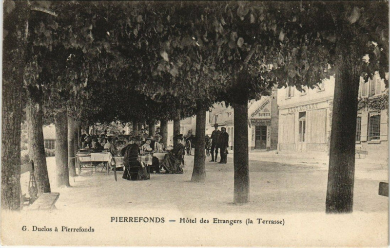 Carte postale ancienne Pierrefonds - Hotel des Etrangers à Pierrefonds