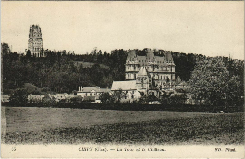 Carte postale ancienne Chiry - La Tour et le Chateau