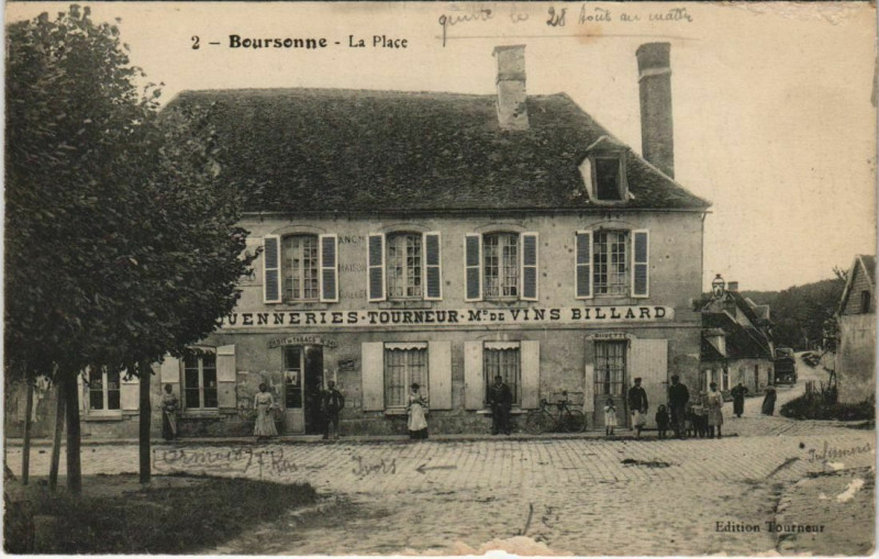 Carte postale ancienne Boursonne - La Place à Boursonne