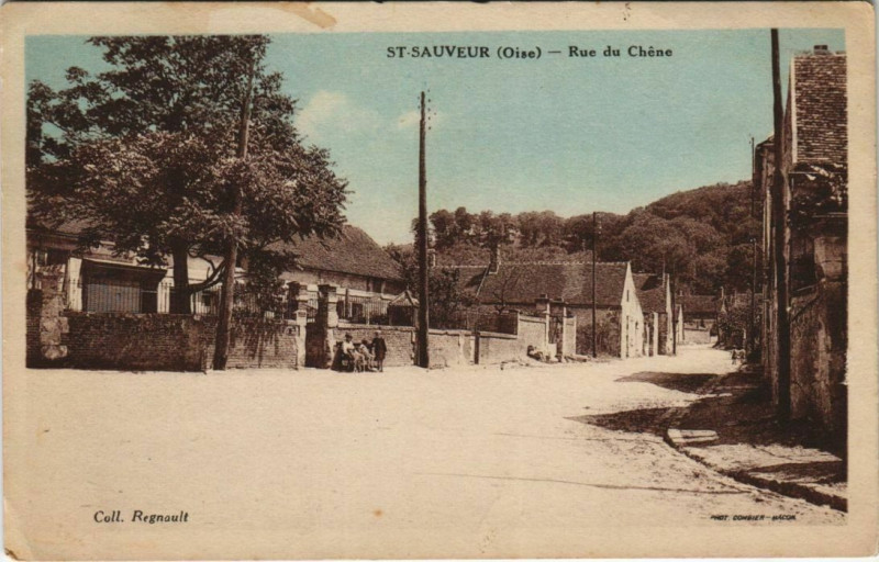 Carte postale ancienne Saint-Sauveur - Rue du Chene à Saint-Sauveur