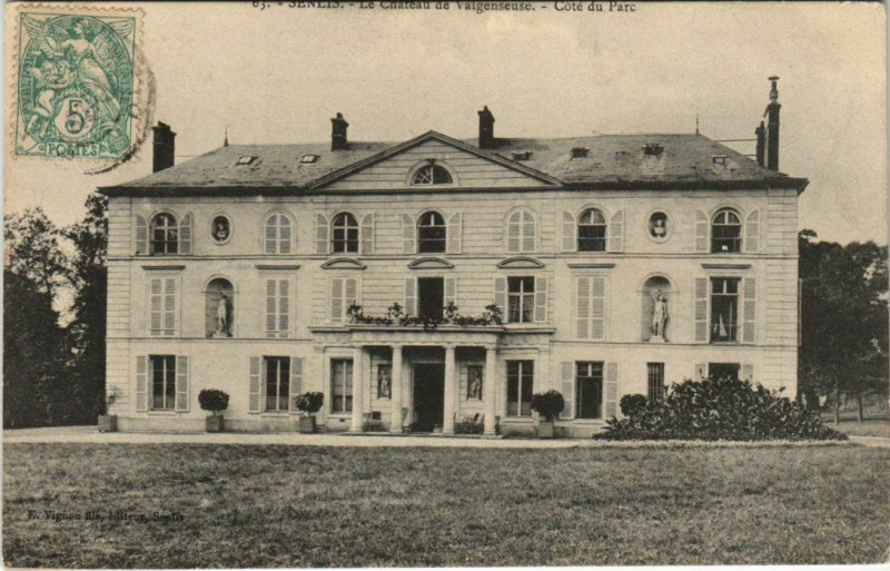 Carte postale ancienne Senlis - Le Chateau de Vaigenseuse - Cote du Parc à Senlis