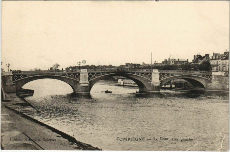 Carte postale ancienne Compiegne - Le Pont rive gauche à Compiègne