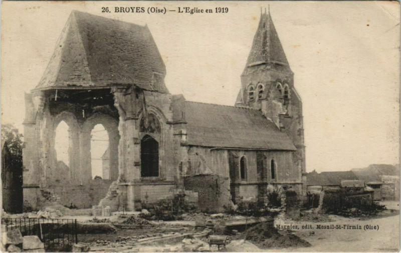 Carte postale ancienne BROYes - L'Eglise en 1919 à Broyes