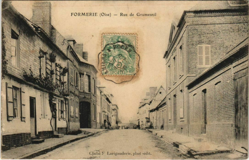 Carte postale ancienne Formerie - Rue de Grumesnil à Formerie