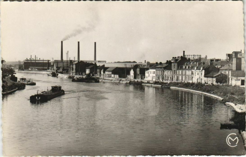 Carte postale ancienne Creil Bords de l'Oise à Creil